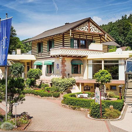 Hotel Villa Marburg Im Park Heigenbruecken Екстериор снимка